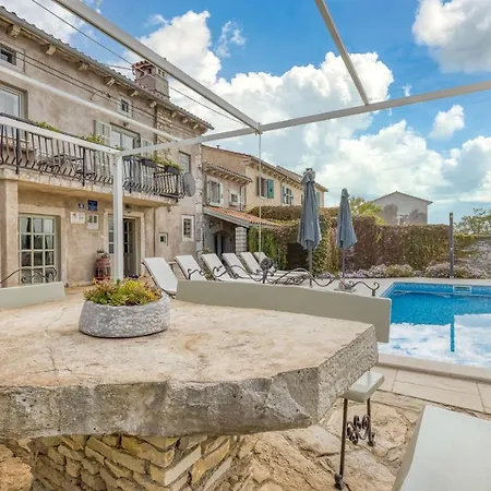 Targeto With Sea View