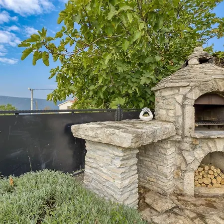 Targeto With Sea View Trget