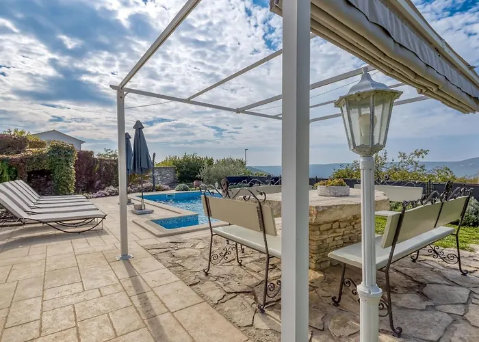 Targeto With Sea View Trget