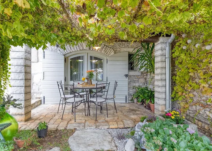 Targeto With Sea View Trget